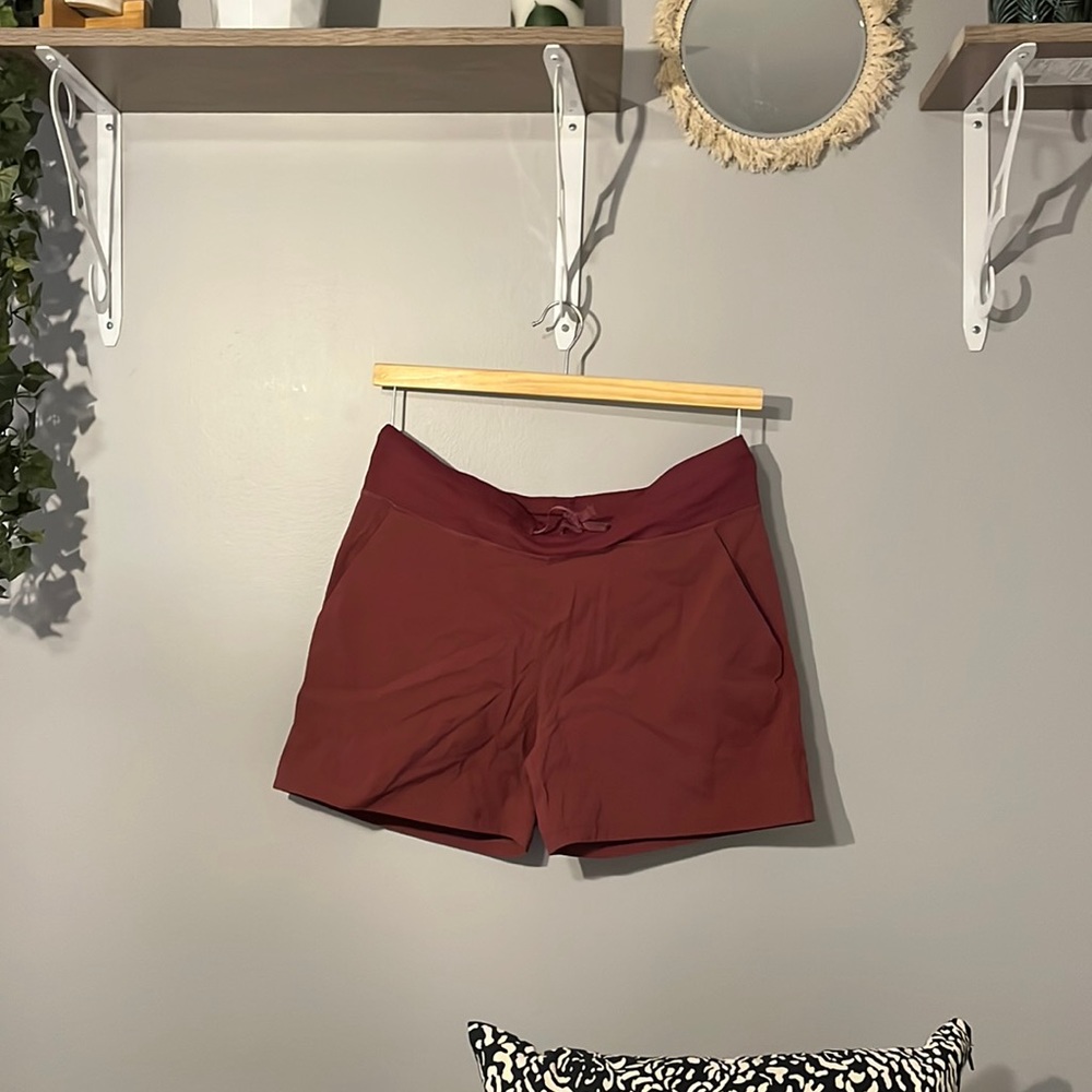Coral shorts